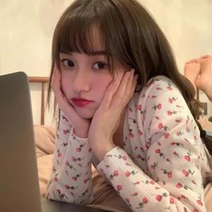 宋雨琦喷水自慰好爽
